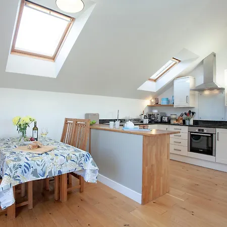 The Hayloft - Uk36516
